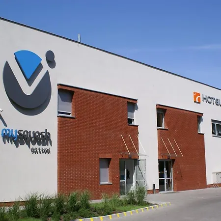 Mtj מלון פוזנן